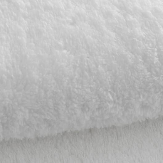 Fa-la-la-lashes at Wildflower Wax and Skin Aesthetics LLC in Youngstown, OH